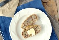 Healthy Paleo Banana Bread: Gluten Free, Dairy Free, Refined Sugar Free