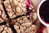 Zesty Cranberry Orange Crumble Bars: Healthy & Irresistible