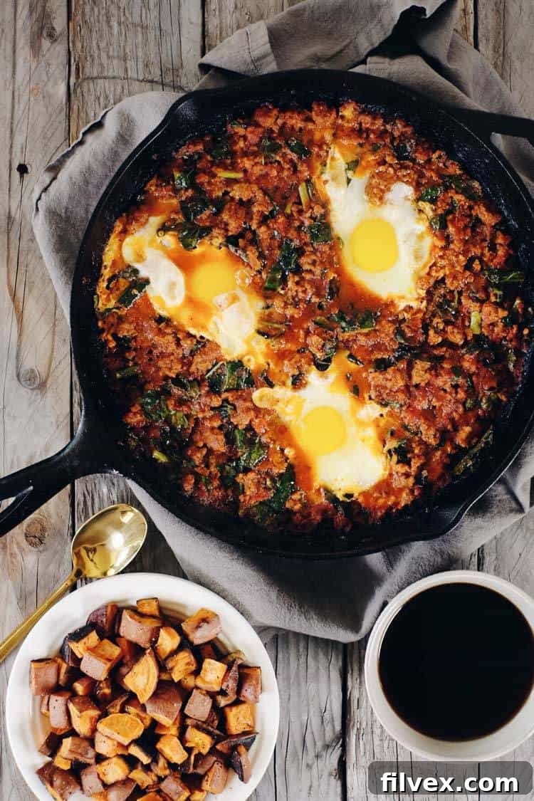 This Paleo and Whole30 Easy Shakshuka Recipe is a hearty and filling make ahead breakfast that will have you feeling well fed to start your day. Paleo + Whole30 | realsimplegood.com