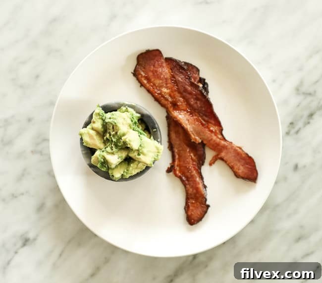 Bacon and guacamole on a plate
