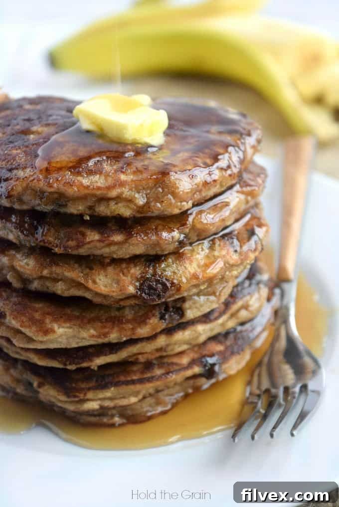 This Paleo pancake roundup features 10 drool-worthy pancakes from your favorite Paleo bloggers. Recipes are gluten free, Paleo and 100% delicious! | realsimplegood.com