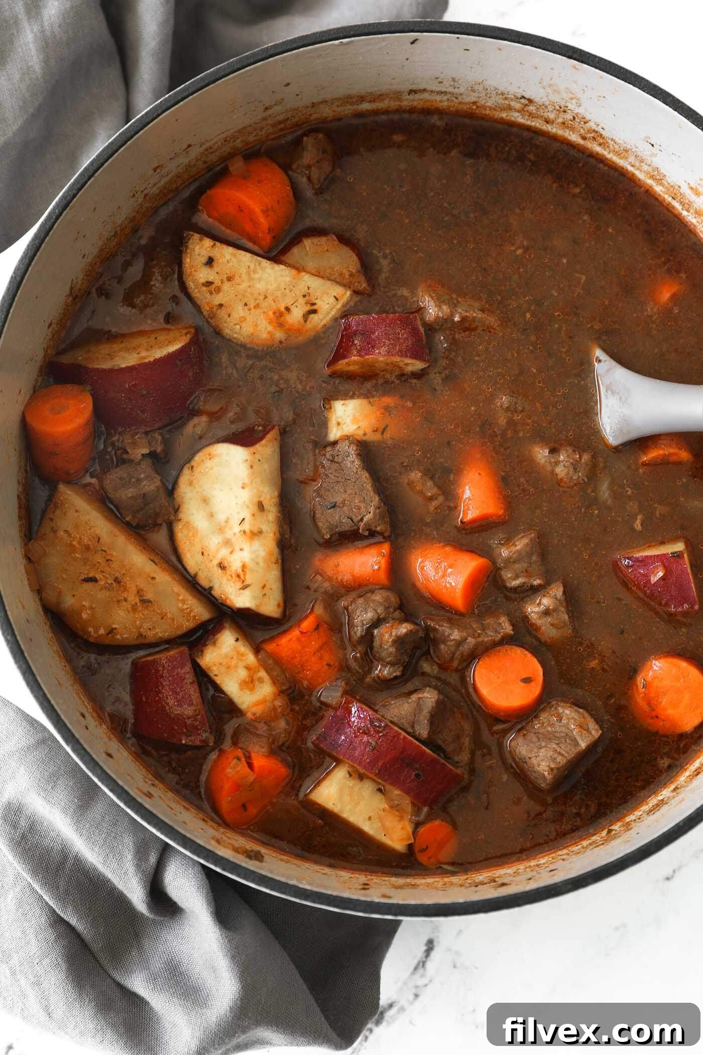 Hearty Dutch Oven Beef Stew with Potatoes and Carrots