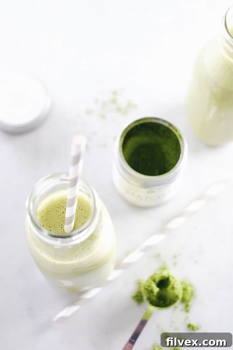 Caffeine junkie, but hate the spikes in energy? This pistachio matcha milk is for you! It will give you slow burn energy and lots of antioxidants! Paleo, Dairy-Free + Refined Sugar-Free. | realsimplegood.com